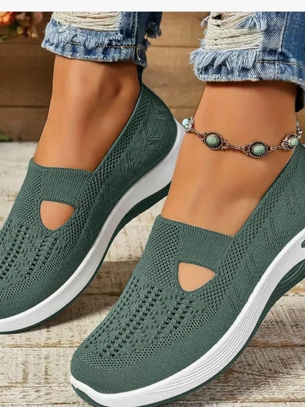 Nwot Comfort Knit Slip-On Wedge Sneakers - Green Size 10